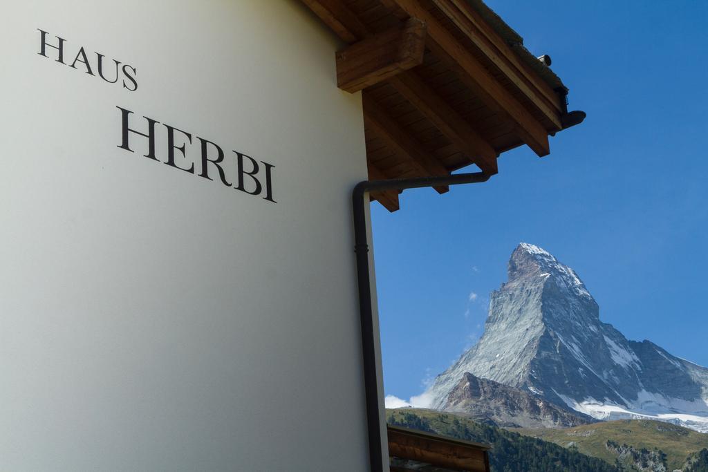 Chalet Herbi Zermatt Exteriör bild